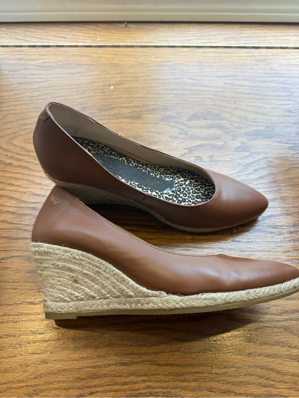 Women’s Tan Espadrille Wedge Pumps